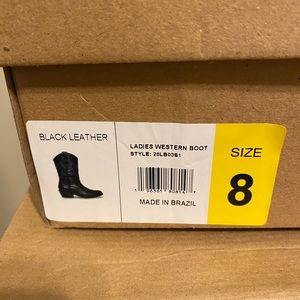 Steve Madden black ladies western boots.
